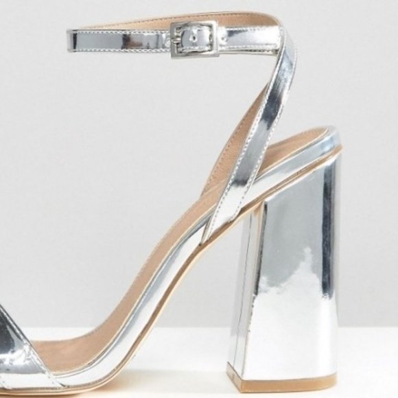 NEW! Luxe Aesthetic Silver ASOS Wedges Block High Heels Stripes 8 London Fashion - Picture 5 of 9